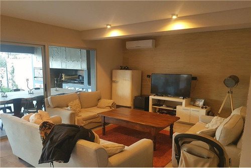 Venta De Casa En Bº La Bastilla