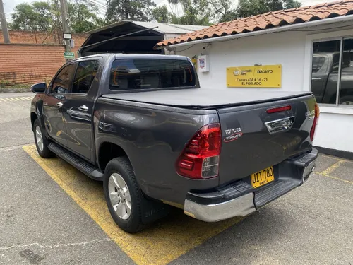 Toyota Hilux 2.8 Srv Diesel At 4x4 2020