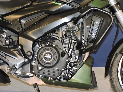 Bajaj Dominar 400 2023