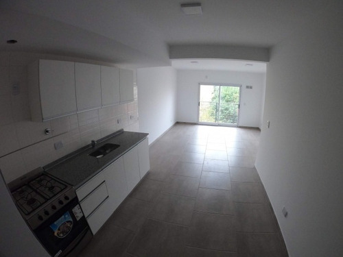 Imagen 6 de 11 de Departamento En Venta En Villa Luzuriaga