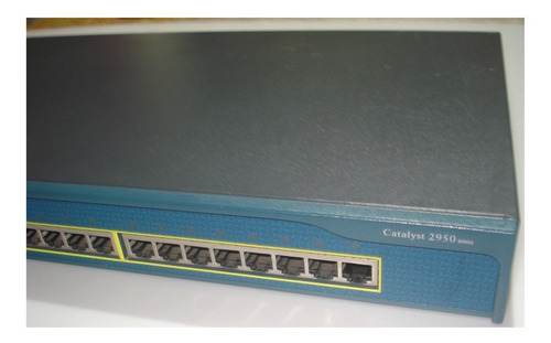 Switch Cisco Systems Catalyst 2950 Series (Usado)