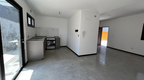 Imagen 3 de 15 de Duplex A Estrenar Con Dos Dormitorios En Venta