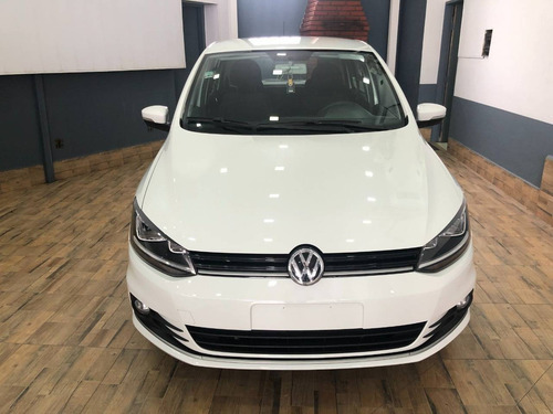 Imagem 2 de 9 de Volkswagen Fox 1.6 Msi Total Flex Connect 4p Manual
