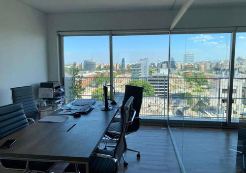 Venta Monoambiente Piso Alto Con Balcón Y Cochera.