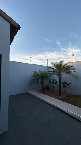 Casa Com 2 Quartos 2 Banheiro Sala Com Suite Gourmet Área Na