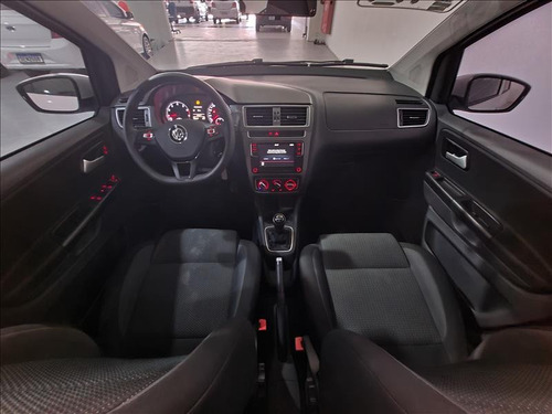 Imagem 6 de 8 de Volkswagen Fox 1.6 Connect