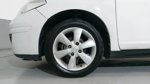 Nissan Tiida 1.8 ADVANCE AUTO