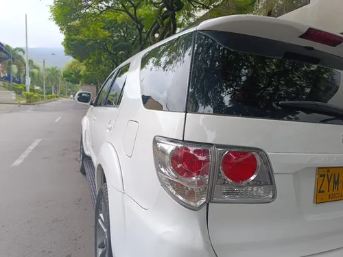 Toyota Fortuner 2.7l 4x2