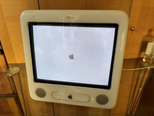 E Mac 2004 Enciende Para Mantencion (Usado)