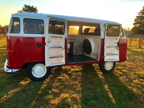 Volkswagen Kombi
