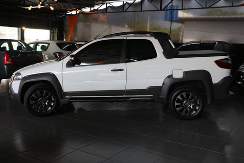 Imagem 4 de 12 de Fiat Strada 1.8 Mpi Adventure Cd 16v Flex 3p Manual