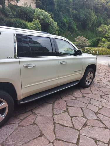 Imagen 12 de 12 de Chevrolet Suburban