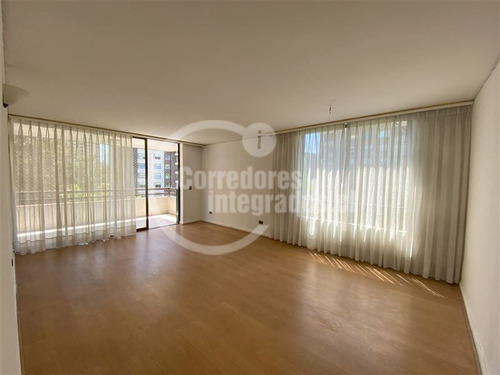 Departamento En Arriendo De 4 Dorm. En Las Condes