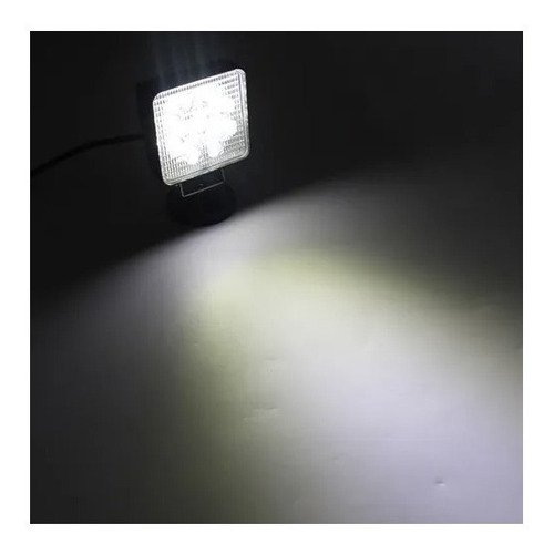 Imagen 7 de 10 de Faro Auxiliar 9 Led Cuadrado 27w Auto Camionta 4x4 C/soporte