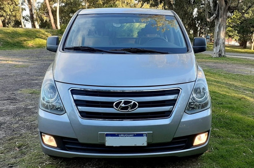 Hyundai Gran Starex 2.4 Vidriada 9 Pasajeros