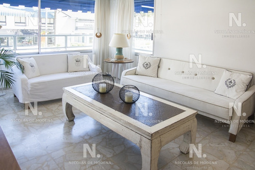 Apartamento En Punta Del Este, Peninsula- Ref: 3750