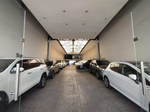Imagen 2 de 18 de Local En La Plata - Av 13 E/ 33 Y 34 - Dacal Bienes Raices