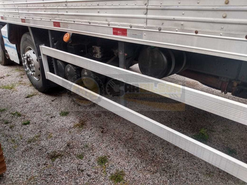 Imagem 12 de 12 de Volvo Vm 330