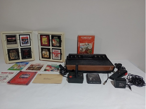 Atari 2600 6 Botones Frente De.madera + Organizador Y Juegos