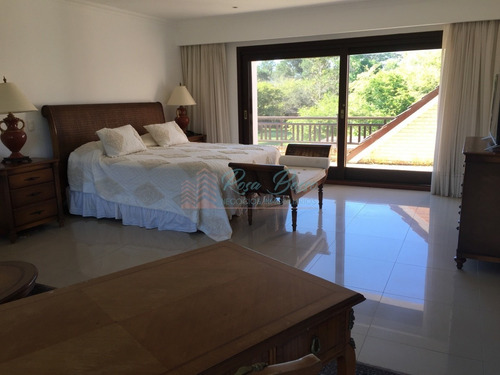 Casa En Golf, 6 Dormitorios *- Ref: 6099