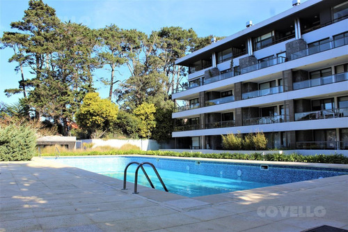 Imagen 17 de 30 de Venta Apartamento Unique ! 1 Dormitorio Con 2 Baños, Piso Alto Al Frente ! Se Vende Equipado !!!