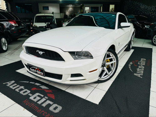 Ford Mustang 3.7 V6 GASOLINA AUTOMÁTICO
