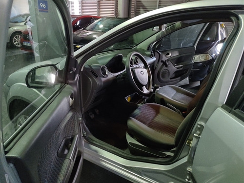 Ford Fiesta 1.6 Ambiente Mp3 2007