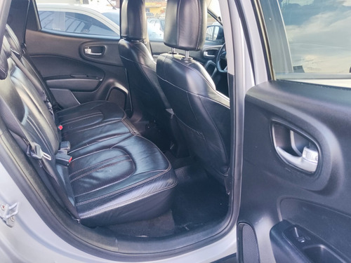 Fiat Toro 2.0 Freedom 4x4 4p