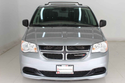 Imagen 8 de 15 de Dodge Grand Caravan 2019 6 Cilindros