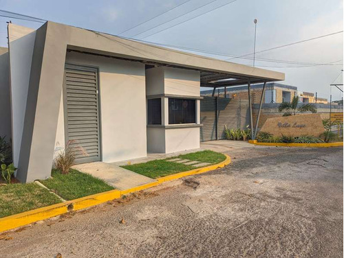 Yeilyc Vende Townhouse En Colinas De Guataparo, Resd Villa L