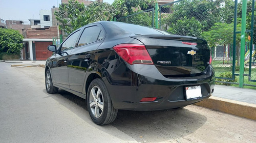 Auto Sin Prenda Vehicular De Uso Particular Con Soat Vigente
