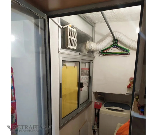 Apartamento Amueblado En Venta 2 Dormitorios, 1 Baño- Andes- Centro