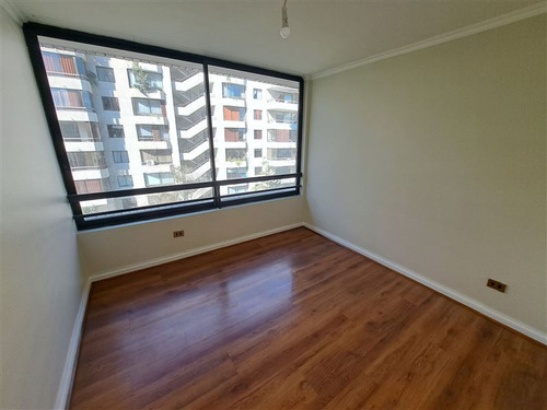 Precio Insuperable!! Depto En Venta De 4 Dorm. En Las Condes