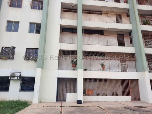 #aarah23-31163  En Venta Apartamento Remodelado En Zona Privilegiada, Oeste Barquisimeto. Lara