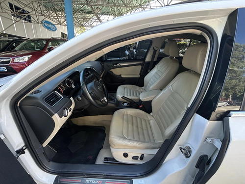 Volkswagen Jetta 2.0 Tsi Highline 4p