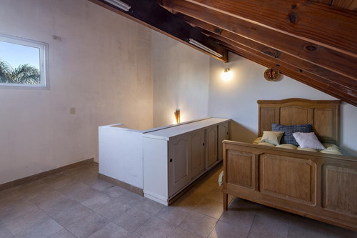 Venta - Ph Duplex Tipo Casa 5 Ambientes Con Cochera Y Pileta - Villa Adelina, San Isidro