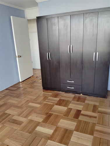 Departamento En Venta De 2 Dorm. En Providencia