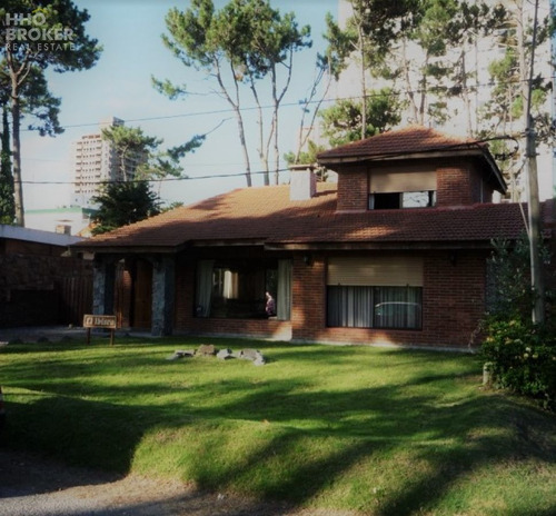 Imagen 2 de 23 de Casa En Venta En Playa Mansa-punta Del Este - Punta Del Este Mansa