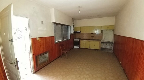 Departamento Tipo Casa En Venta En Lanus Este