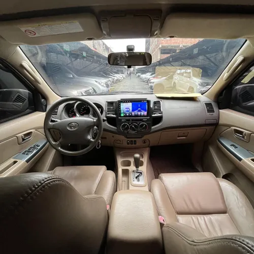 Toyota Fortuner 2.7L AT 2.7CC 2012**