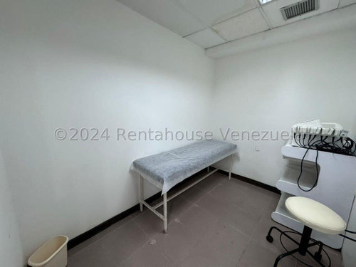 Eg Fondo De Comercio En Venta - El Marques / Mls #24-16988