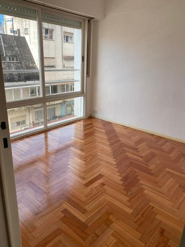 Imagen 4 de 13 de Torre Castelli Y Corrientes 3 Ambientes 60 M2