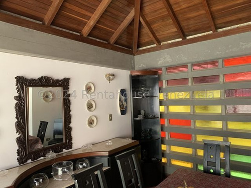 Ana Torres. Casa En Venta 25-1271 En Caurimare