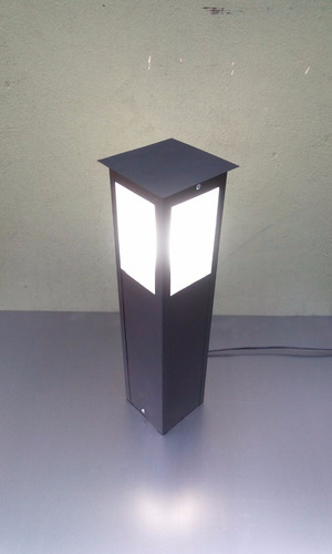 Imagen 5 de 7 de Farol De Jardin 1 Luz Exterior Marca Sendero Led 1145