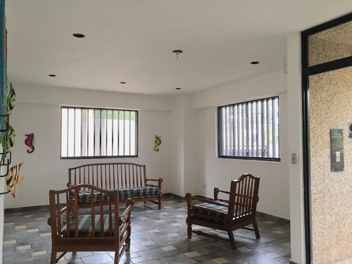 Imagen 3 de 21 de Apartamento 2 Niveles, 3 Habitaciones Y Terraza
