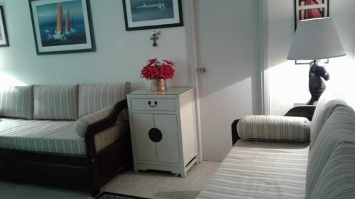 Apartamento 1 Dormitorio Y 1 Baño. Vista Al Mar. Reciclado