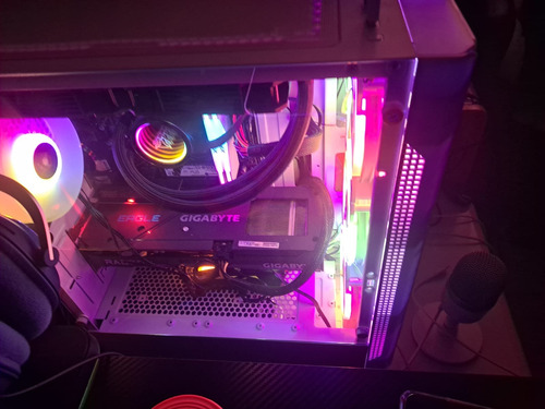 Pc Computadora Completa Gamer Ryzen5 5500, 16 Ram, Rx 6600 (Usado)