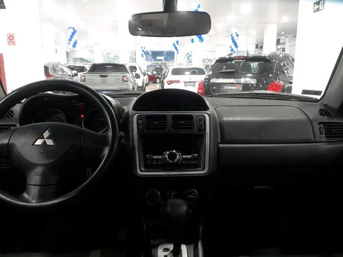 Mitsubishi Pajero TR4 2.0 4X2 16V 140CV FLEX 4P AUTOMÁTICO