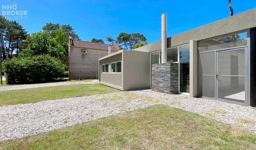 Casa En Venta 2 Dormitorios A Estrenar Pinares Punta Del Este