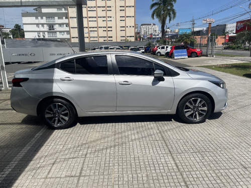 Nissan Versa 1.6 16V FLEX ADVANCE XTRONIC